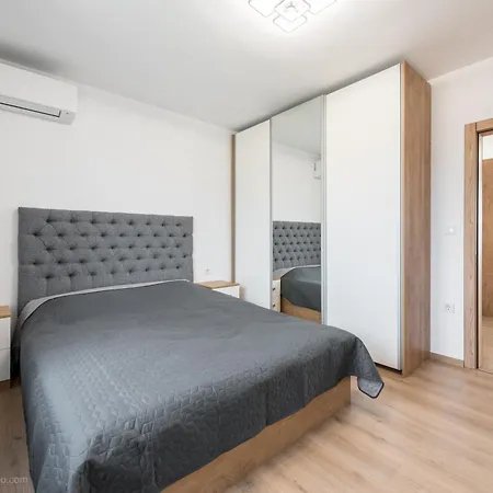 Sea Horizon - 1br Free Parking *